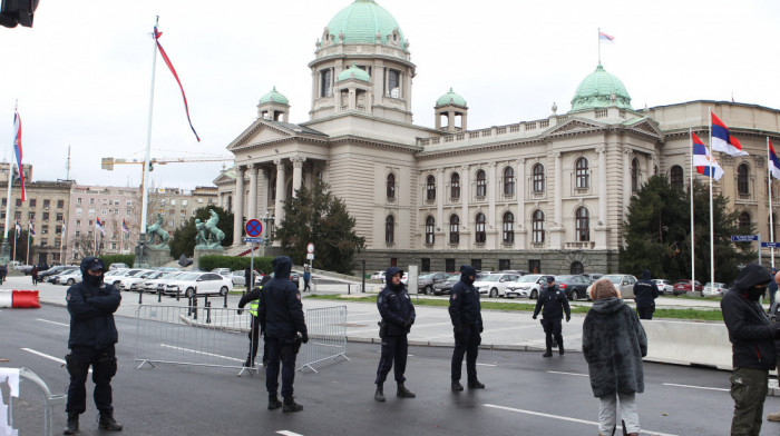 MUP demantuje da su policajci iz PU Palilula odbili da obezbeđuju prostor Pionirskog parka