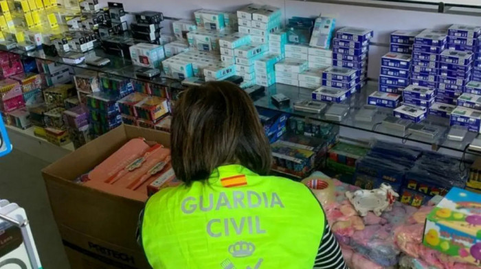 U dve velike akcije sa tržišta Evropske unije uklonjeno 16,6 miliona lažnih i štetnih igračaka