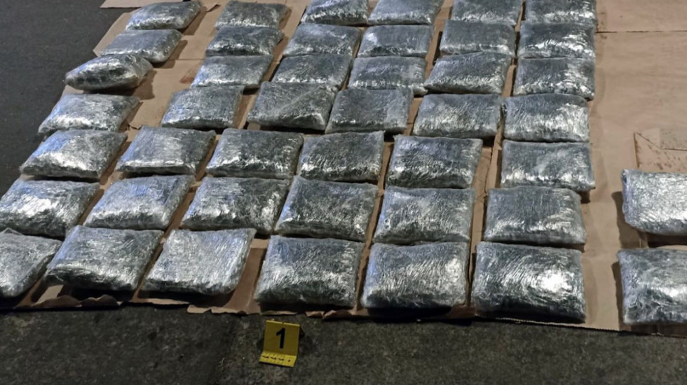 Hrvat poreklom iz Prizrena uhapšen sa 22 kilograma marihuane, osumnjičeni godinama krijumčario drogu sa KiM
