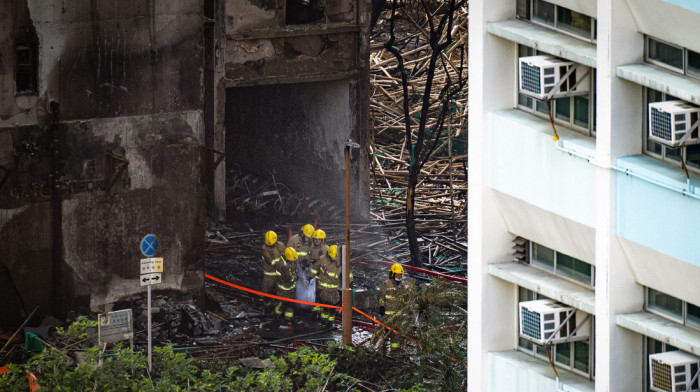 Tragedija u Hongkongu: Broj poginulih u požaru u stambenom kompleksu porastao na 128