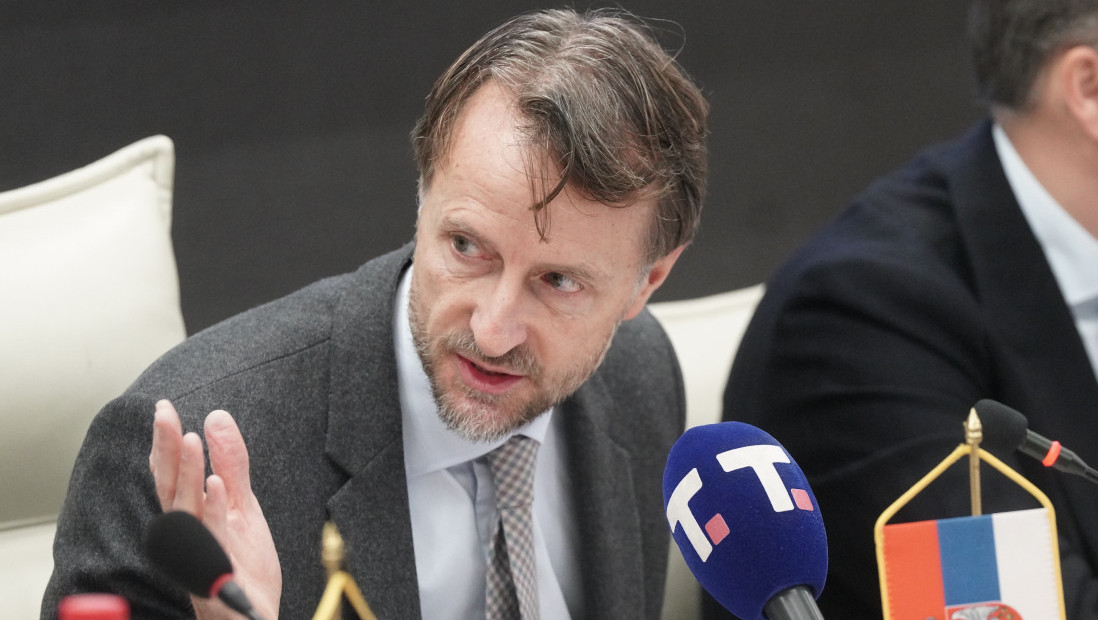 Fon Bekerat: Srbija napredovala u oblasti ekonomskih i tržišnih politika, stvoriti više prostora za dijalog u društvu