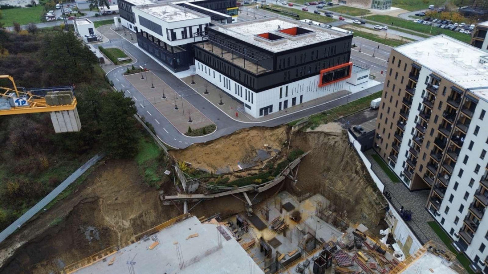 Oglasila se kompanija "Inobačka" o urušavanju potpornog zida u Kragujevcu: "Više puta smo se obraćali nadležnima"