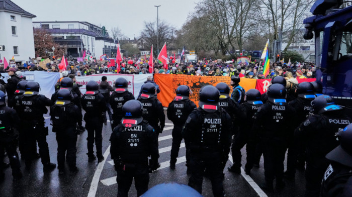 Merc: Prizori sa protesta u Gisenu su sve samo ne prijatni