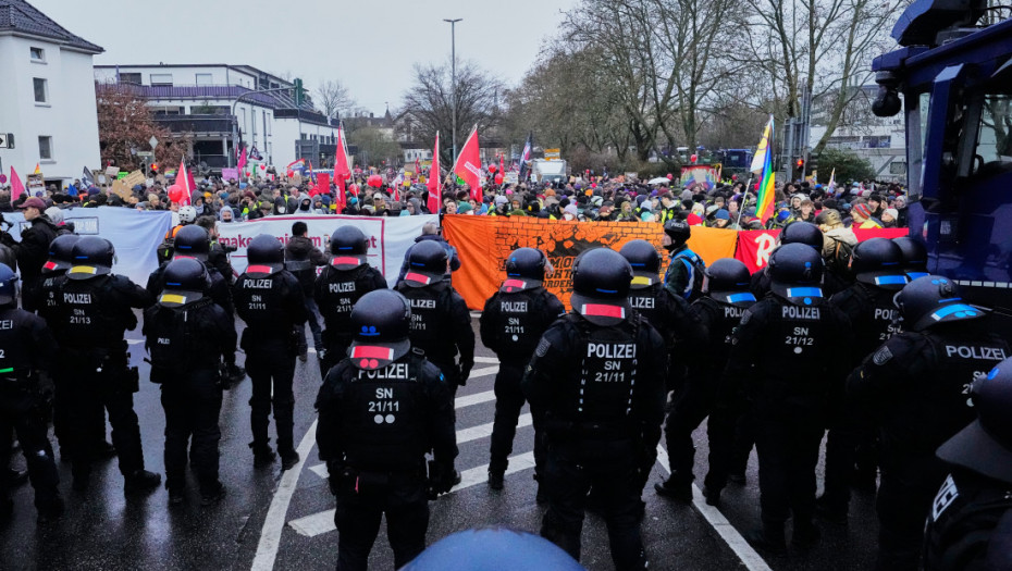 Merc: Prizori sa protesta u Gisenu su sve samo ne prijatni
