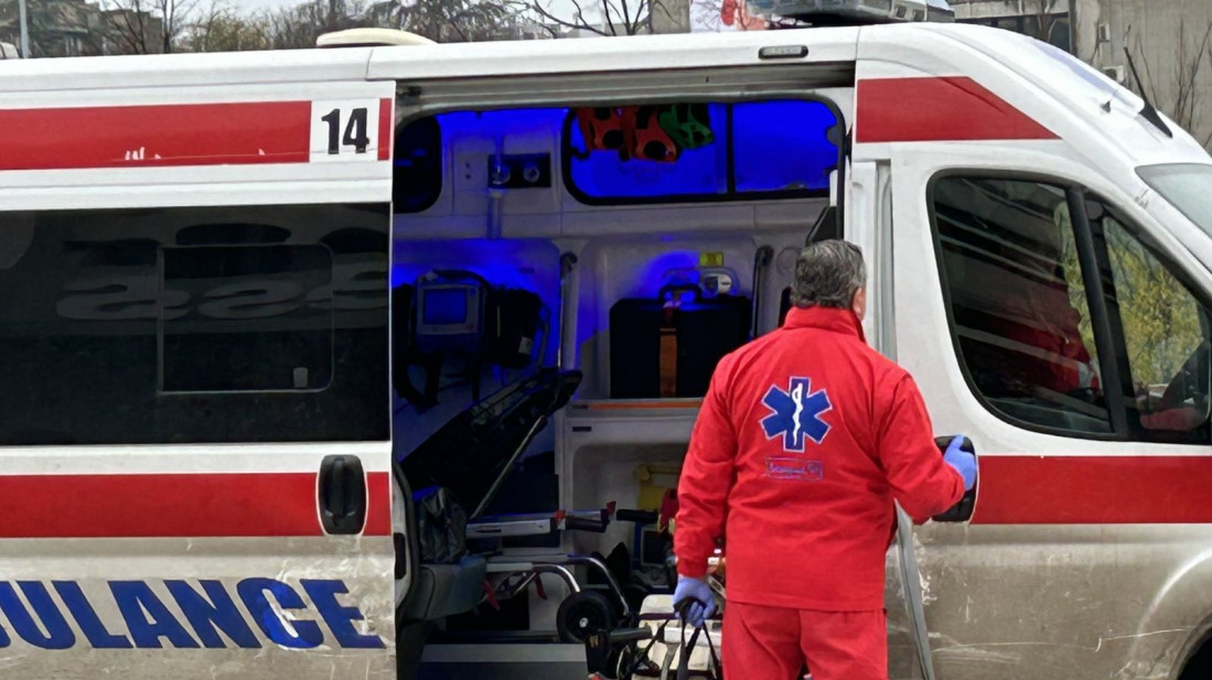 Muškarac povređen u udesu na Pupinovom mostu: Hitna pomoć imala 117 intervencija