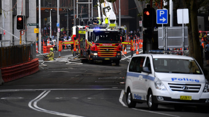 Veliki požar u fabrici hemikalija u Sidneju: U pitanju su opasne materije, gašenje bi moglo da traje danima