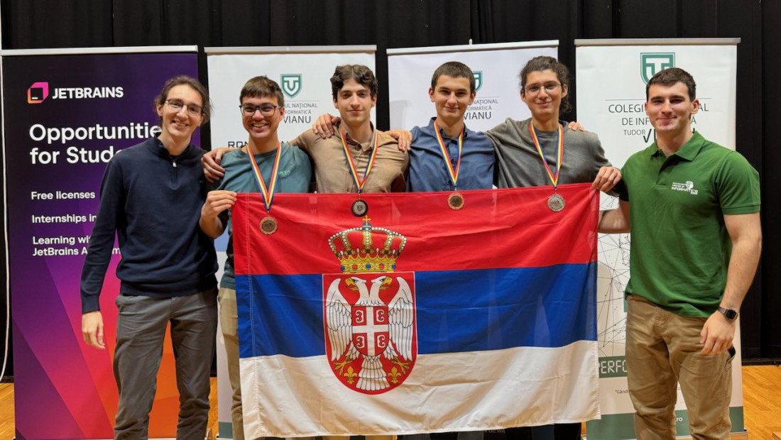 Mladi informatičari Srbije osvojili dve srebrne i dve bronzane medalje na međunarodnom takmičenju u Bukureštu