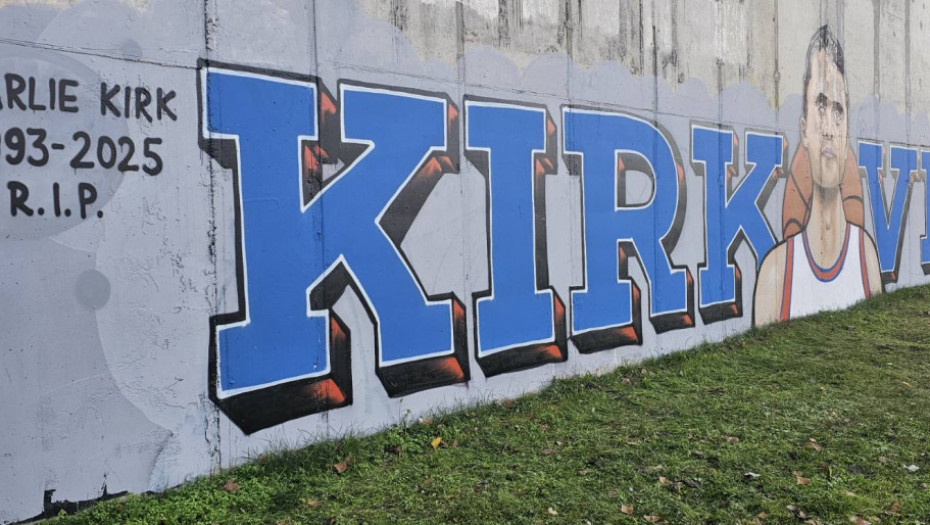 Brajtbart o uličnim muralima u Beogradu: Srbi odaju počast ubijenom američkom patrioti Čarliju Kirku