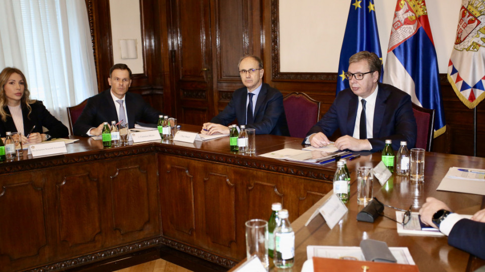 Vučić se sastao sa timovima zaduženim za energetsku stabilnost i bezbednost zemlje