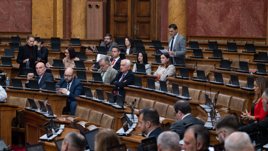 Rasprava u Skupštini: Za poslanike većine kandidati za sudije Ustavnog suda kompetentni, opozicija kritikuje