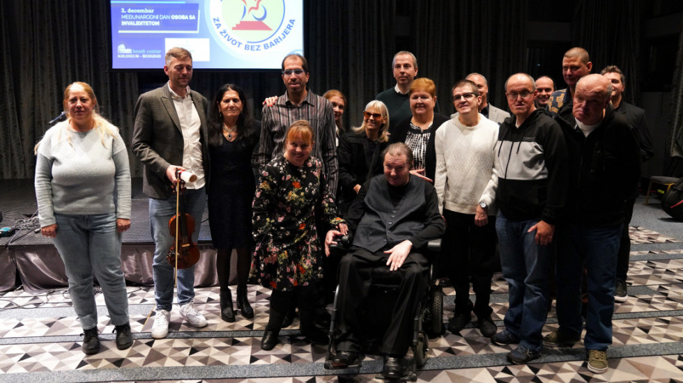 Hendi centar Koloseum tradicionalno obeležio Međunarodni dan osoba sa invaliditetom