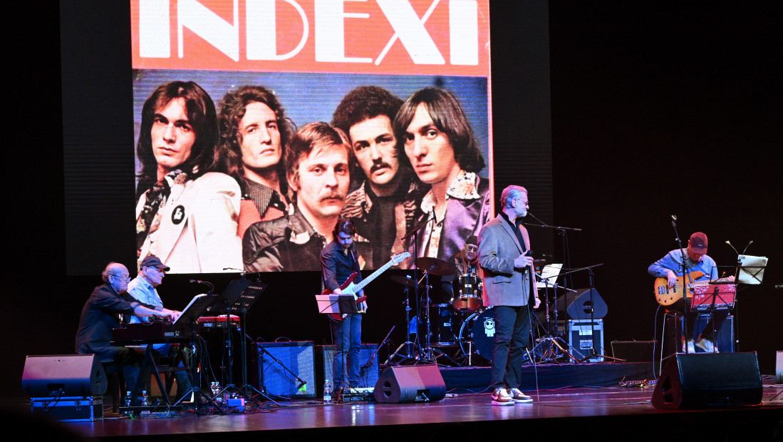 Omaž legendama jugoslovenskog roka: Grupa "Indexi i prijatelji" održala koncert u Sava centru