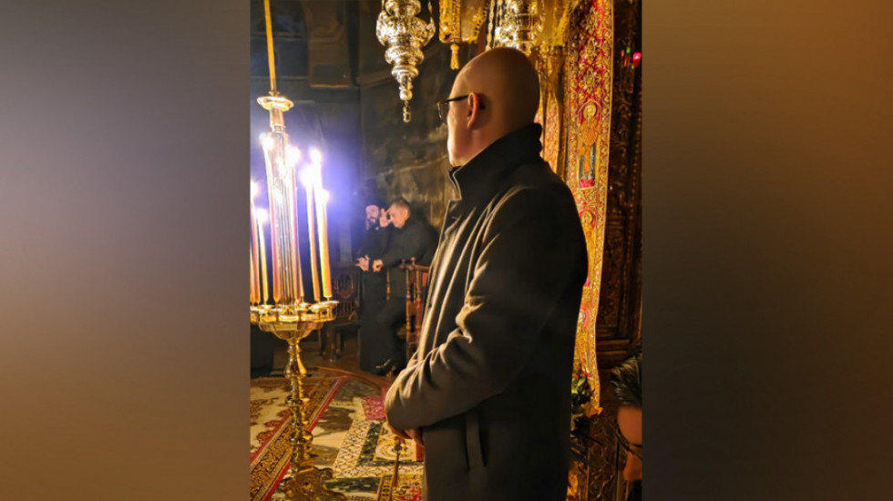 Vučević na Hilandaru na obeležavanju manastirske slave - Vavedenja Bogorodice