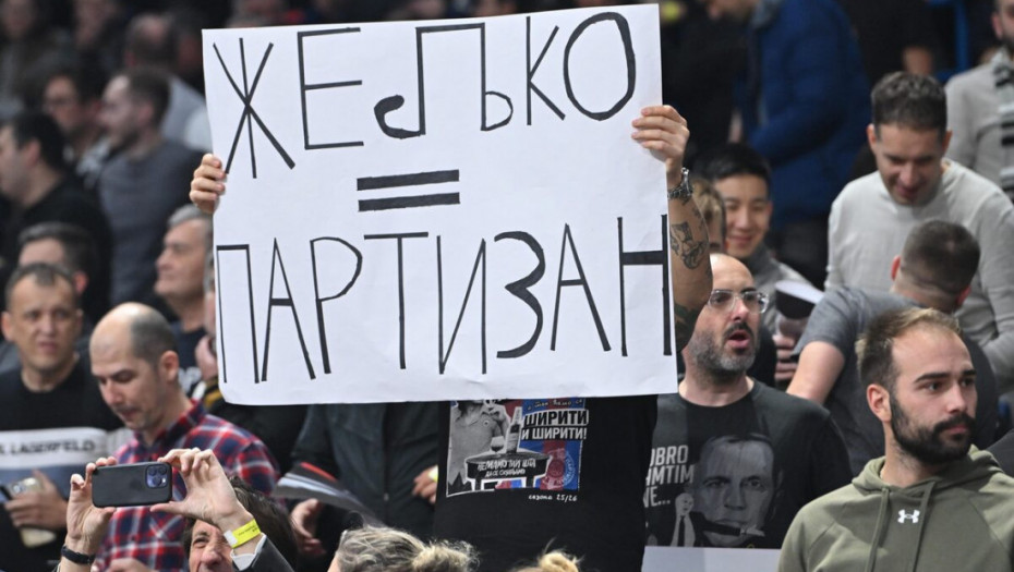 Nikad viđena scena u Areni: Izviždani igrači Partizana, peva se samo Željku Obradoviću (VIDEO)