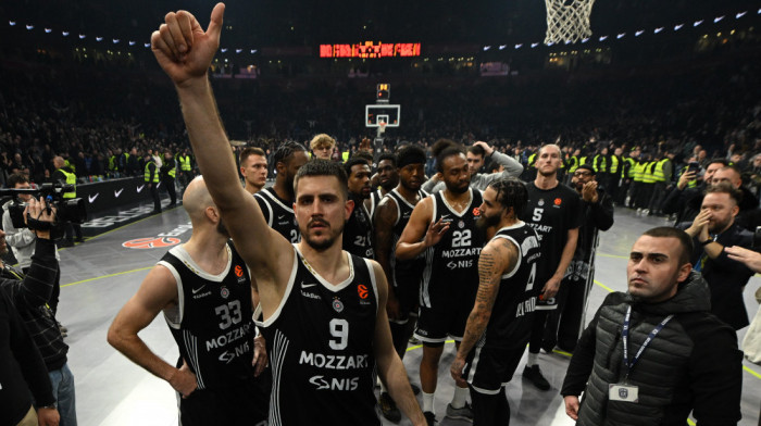 Partizan napokon pobedio: Bez Obradovića slavili crno-belih protiv Bajerna