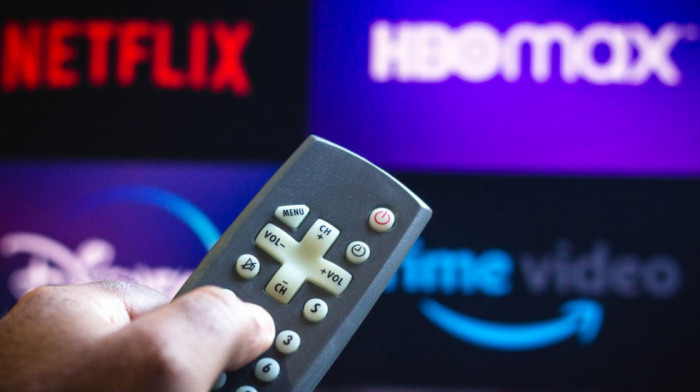 Hoće li serija "Hari Poter" biti na Netfliksu: Striming servis u pregovorima za kupovinu studija "Worner Bros"