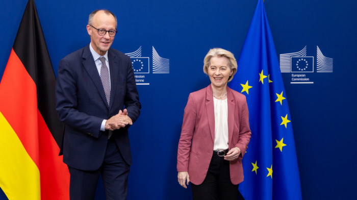 Razgovor Merca i Fon der Lajen sa De Veverom u Briselu trajao oko dva sata