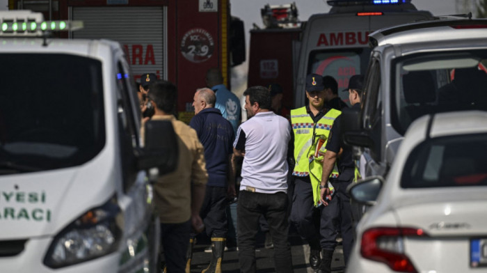 Sudar autobusa i kamiona u Turskoj: Sedam osoba poginulo, 11 povređeno