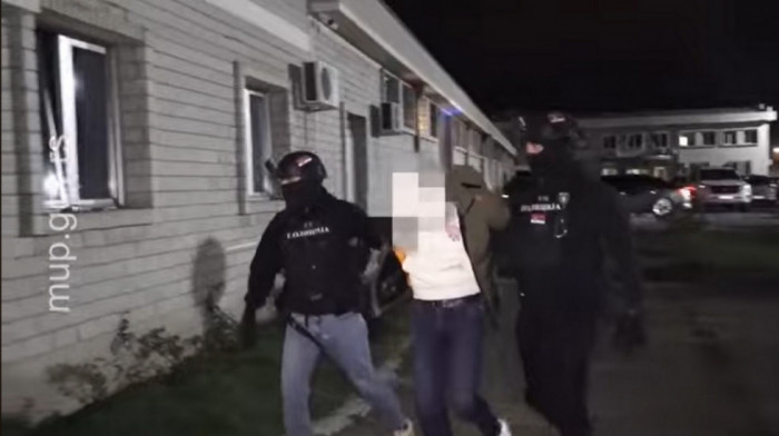 Akcija policije u Beogradu: UKP uhapsio pripadnike škaljarskog klana sa poternice (FOTO)