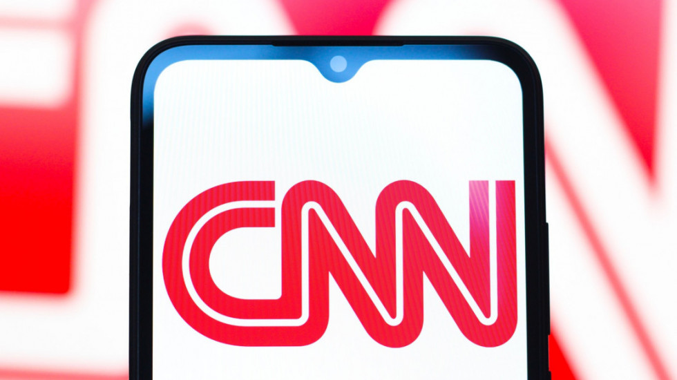 Da li će CNN biti kolateralna šteta "rata" između Nefliksa i Paramounta: I budućnost američkih medija na prekretnici