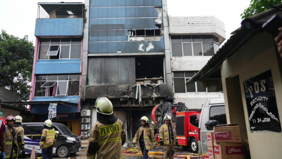 Ekspolizija baterije izazvala tragediju u Džakarti: U požaru u zgradi poginule najmanje 22 osobe