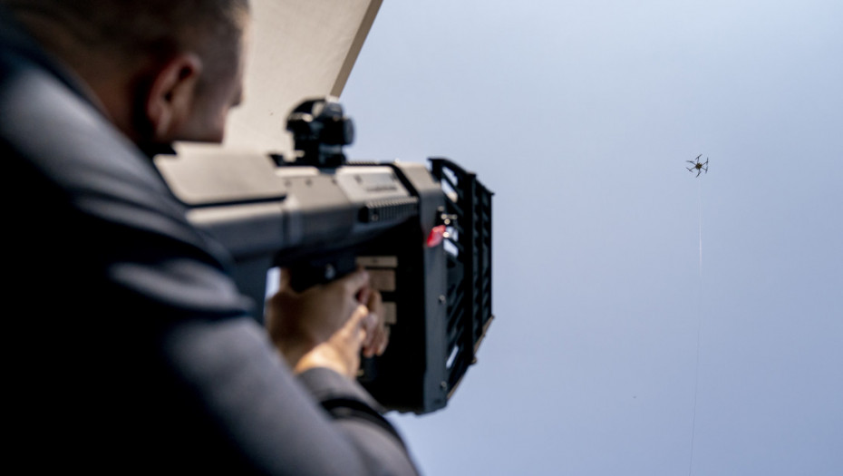 Finska vojska nabavila stotine ometača i detektora dronova