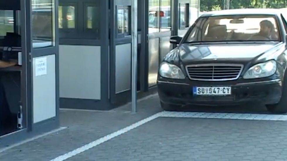 Zadržavanja na prelazima samo za teretnjake na izlazu na Batrovcima - sat vremena