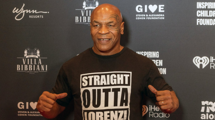 Majk Tajson potvrdio: Egzibicija sa Mejvederom zazakana za mart u Africi