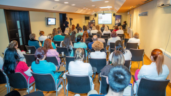 Macura: Zdravstveni radnici u Srbiji nisu prepoznati kao prva linija borbe protiv nasilja, a oni ga najpre prepoznaju