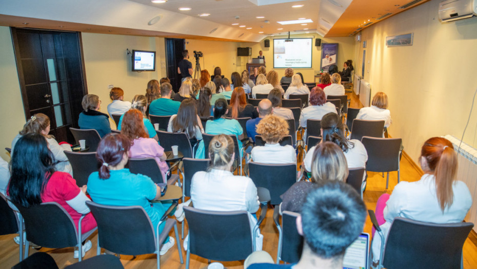 Macura: Zdravstveni radnici u Srbiji nisu prepoznati kao prva linija borbe protiv nasilja, a oni ga najpre prepoznaju