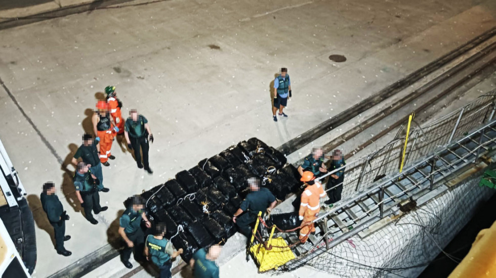 Velika međunarodna akcija naše policije i Evropola: U Španiji uhapšeno 17 osoba, osam Srba, zaplenjena 1,1 tona kokaina