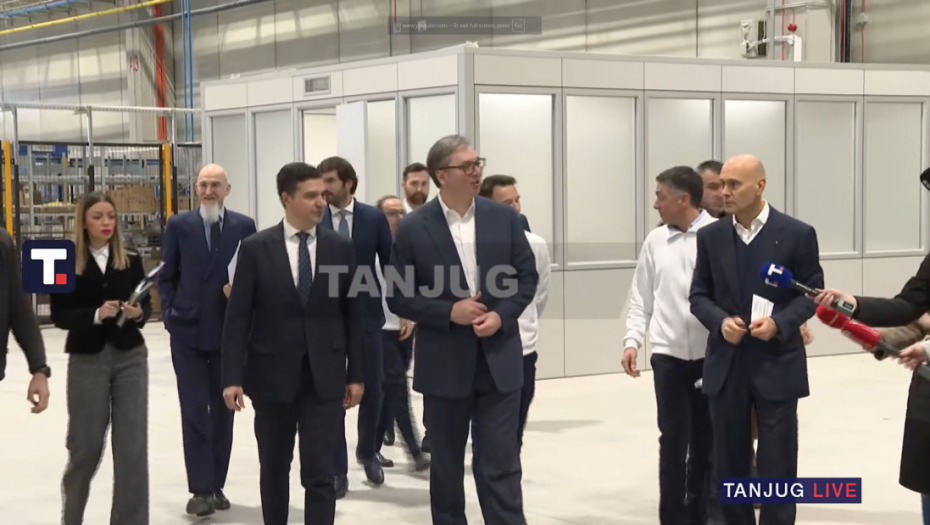Vučić: Fabrike poput "Aristona" menjaju krvnu sliku Niša, od njih grad živi
