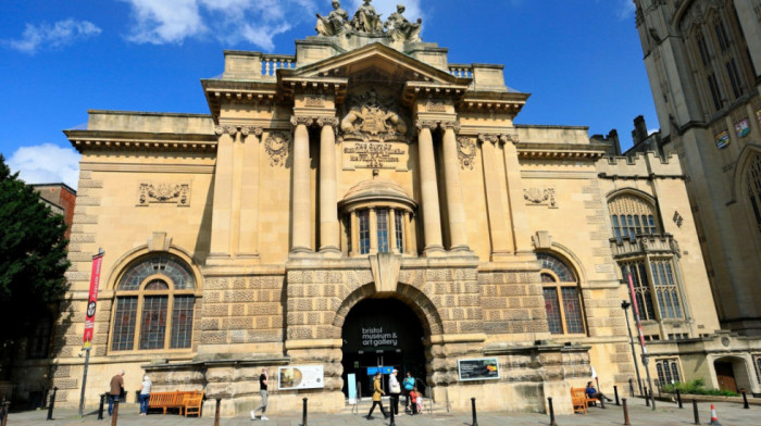 Na stotine predmeta ukradeno iz muzeja u Bristolu: Policija tek posle dva meseca objavila detalje