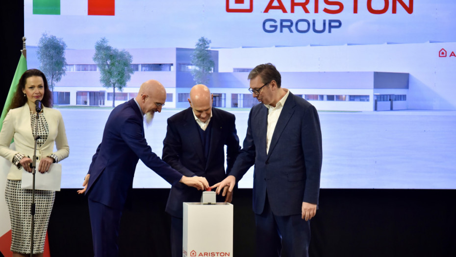 Vučić: Fabrike poput "Aristona" menjaju krvnu sliku Niša, od njih grad živi (FOTO)