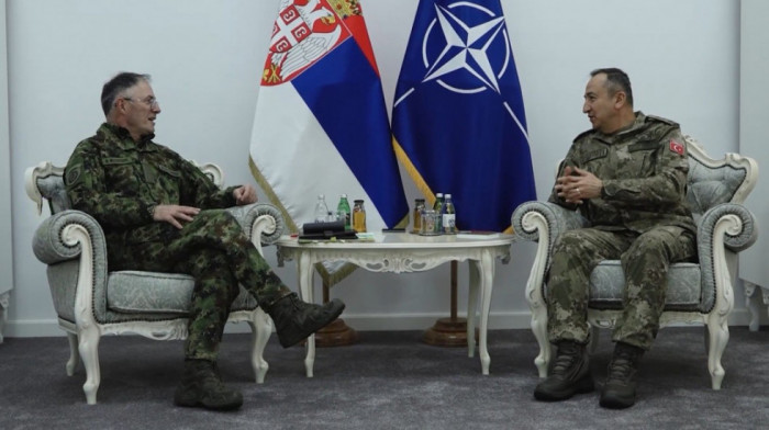 Mojsilović sa komandantom KFOR-a razgovarao o stanju bezbednosti na AP KiM