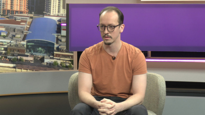 Predstava "Nova ljubav": Romantična komedija sa duhom Njujorka u Beogradu