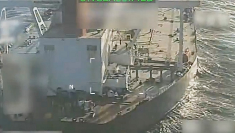 Zaplenjeni tanker kod Venecuele biće prebačen u američku luku, oglasila se Bela kuća:  Nameravamo da zadržimo naftu