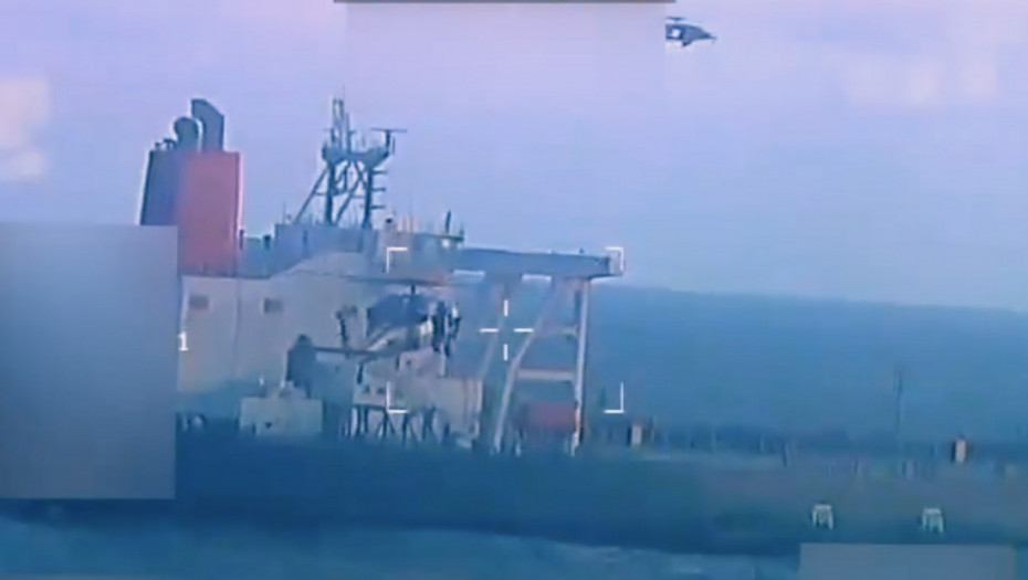 Supertanker zaplenjen blizu Venecuele plovi ka Hjustonu: Strategija povećanog pritiska