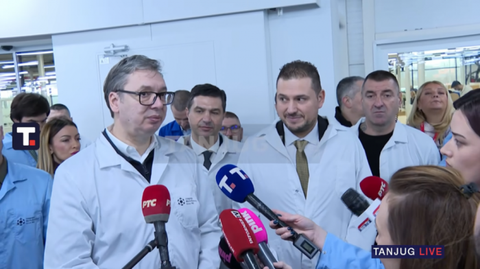 Vučić obilazi fabriku ektronskih elemenata Integrated Micro-Electronics