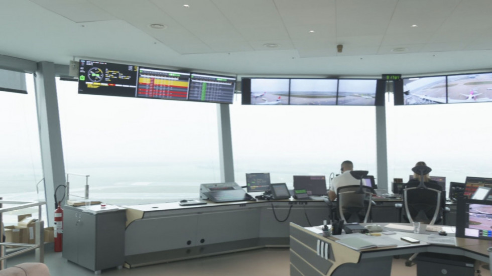 Novi rekord aerodroma Beograd: Ekipa Euronews Srbija u kontrolnom tornju u išekivanju milionitog leta