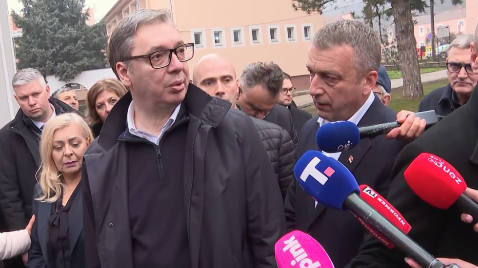 Vučić: Do maja 2026. u Gadžinom Hanu fabrika za 70 do 80 zaposlenih, uglavnom žena