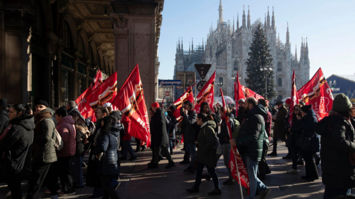 "Sve je blokirano, haos u prevozu": Generalni štrajk u Italiji zbog budžeta za 2026. godinu