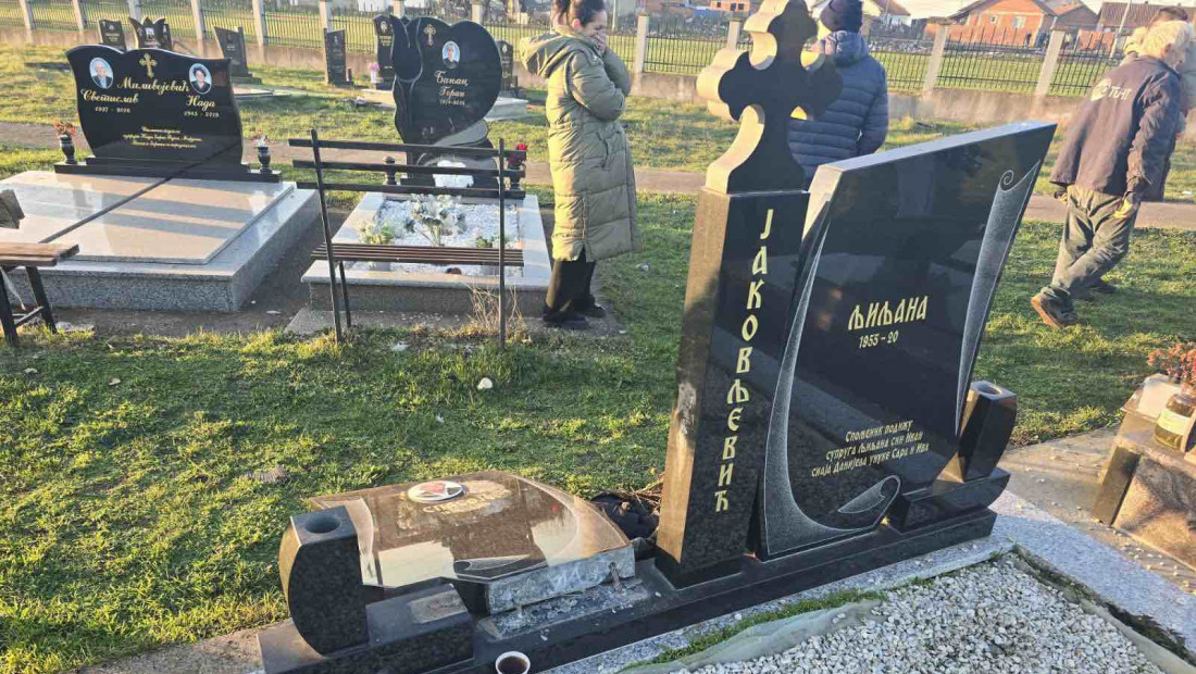 Kancelarija za Kosovo i Metohiju: Rušenje srpskih nadgrobnih spomenika kod Obilića je vandalski i anticivilizacijski čin