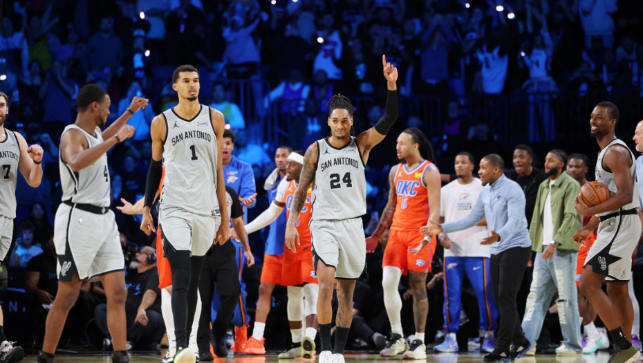 Vembanjama "srušio" Oklahomu i odveo San Antonio na megdan Niksima u finalu NBA kupa