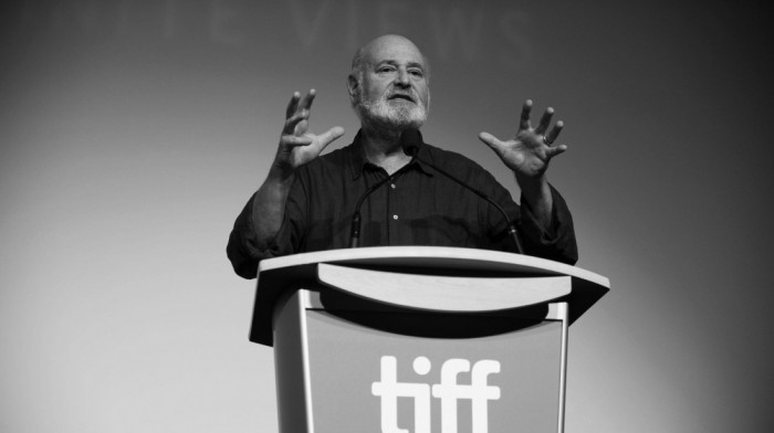 Sin Roba Rajnera uhapšen nakon smrti slavnog reditelja i njegove supruge, policija u Los Anđelesu istražuje ubistvo