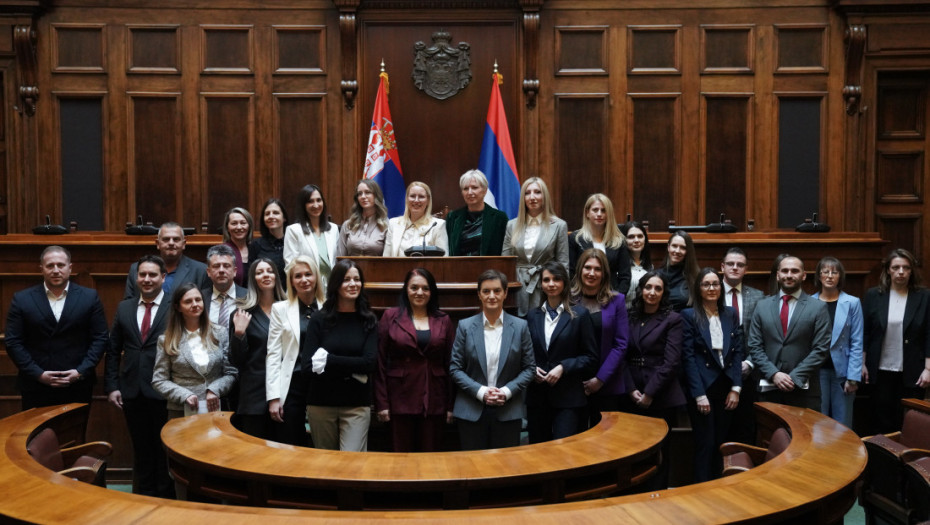 U Skupštini Srbije 27 novoizabranih sudija prekršajnih sudova položilo zakletvu