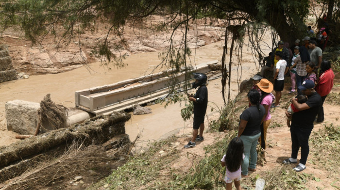 Poplave u Boliviji: Najmanje 20 osoba stradalo, više od 20 nestalo, više stotina porodica ostalo bez domova