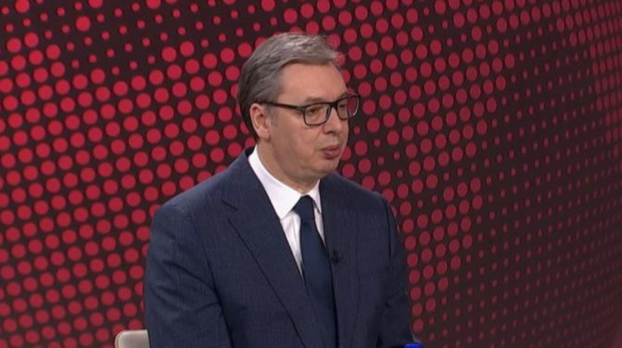 Vučić: Do ponedeljka mogu da se obave trilateralni razgovori oko NIS-a