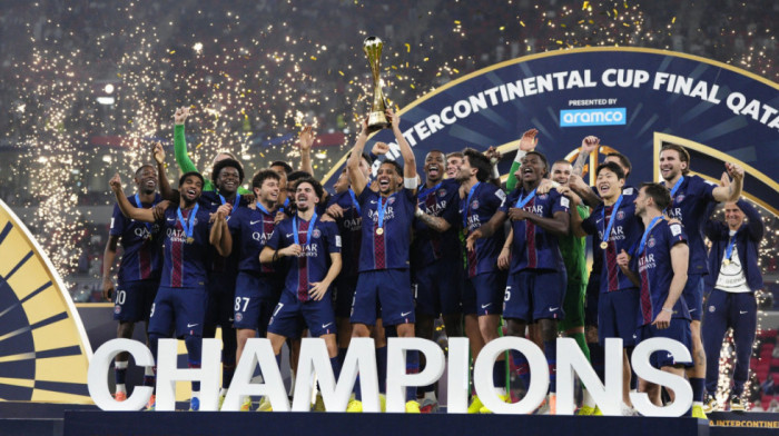 Luis Enrike ponosan na šest kruna Pari Sen Žermena: Godina za nezaborav