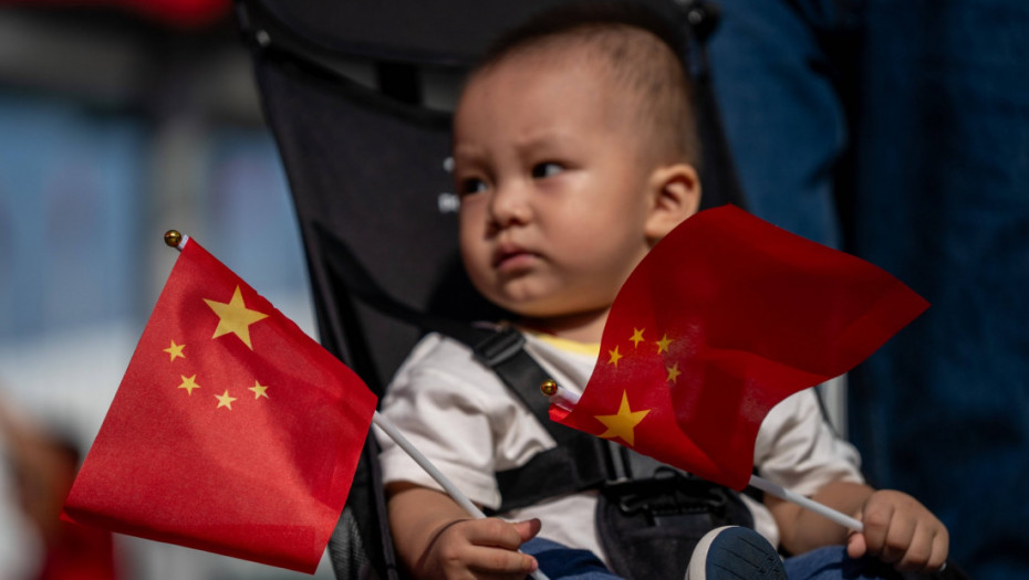 Od kontrole rađanja do "menstrualne policije"? Kina uvodi porez na kontraceptivna sredstva u nameri da poveća natalitet